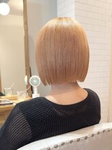 アンリー(Anree) ◆20代30代40代ぱつっとかわいいボブ×ハイトーン×暗髪前髪あり