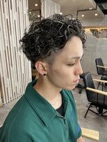 アングゥイー(ungu iE)&nbsp;ラルフカール