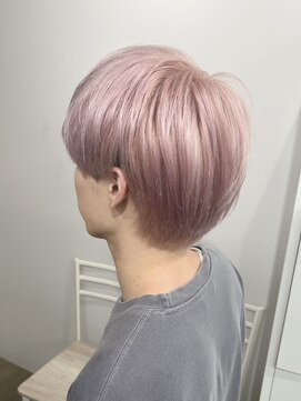 リグ 横浜(Lig.) メンズホワイトピンクブリーチダブルカラーピンクヘアー/横浜駅