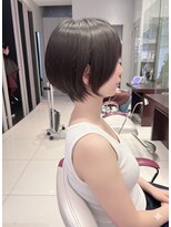 アース 大曽根店(HAIR&MAKE EARTH) earthショートレイヤーボブミルクティー丸みショートボブ