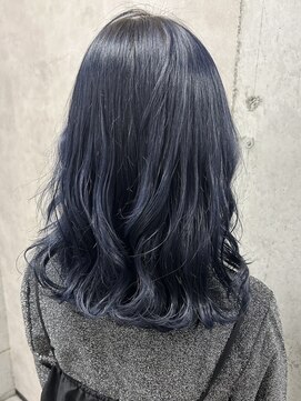 黒髪クラゲヘアーオリーブグレー小顔ココアベージュ