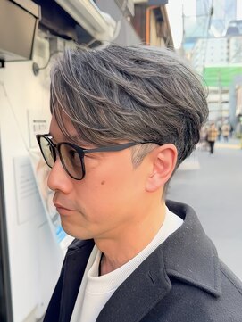 バース 梅田中崎町店(BIRTH) 50代40代白髪ぼかしシルバーメッシュバレイヤージュ