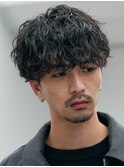 原宿緩めツイストスパイラルパーマメンズカットラウンドマッシュ