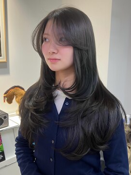 ソピ バイ インビテーション(sopi by invitation) ダークグレー　ロングレイヤーカット