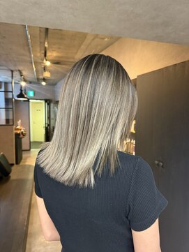 サニー 渋谷(SUNNY) バレイヤージュ、ハイライト、レイヤーカット、ダブルカラー