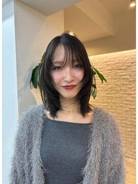 ヴィオットバイサロン(Viot by Salon) こなれ感◎ ミディボブフェイスレイヤー/ヘーゼルグレージュ