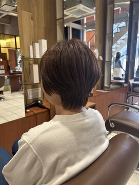 美容室エクストラアーツジャパン(X ARTS JAPAN) 丸みレイヤーショート