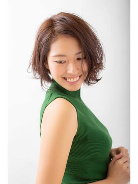 メゾンブラン アヴェダ(Maison Blanc AVEDA) こなれレイヤーボブ