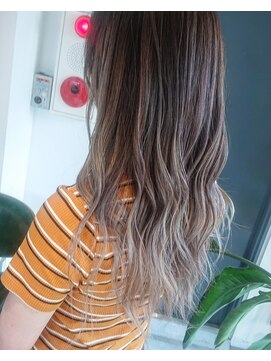 フィゼル 福島店(fizelle) ハイトーンバレーヤージュ 中村雄蔵