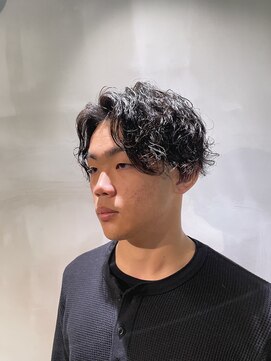 バーバーショップ ブリッヂ(Barber Shop Bridge) センターパート