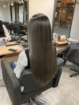 ラフ 難波店(LAFF) #黒髪#ボブルフ#ネビージュ#小顔#ワンレン