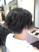 ネオリーブエクラ 上野御徒町店(Neolive eclat)&nbsp;センターパートツイスパパーマツイストスパイラル波打ちパーマ