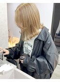 ミルクティーベージュ