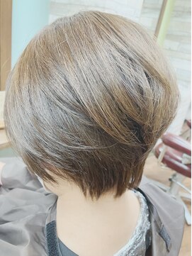 ヘアー バイ ミーズ(hair by Mii’s) ウルフボブ