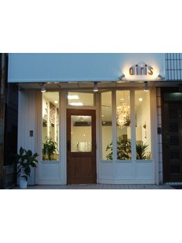 地域から遠方まで幅広いお客様に愛されそして支えられている、隠れ家的マンツーマンのプライベートサロン◇