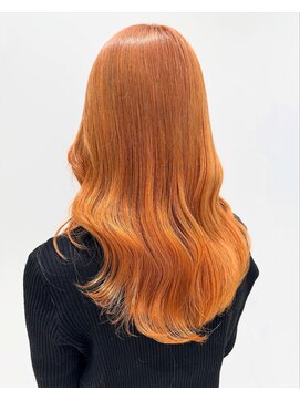 ノラ シンディ(NORA CYNDY) オレンジベージュハイトーンデザインカラーロングレイヤーカット