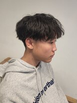 ニアウ 伊勢崎連取店(Niau) 刈り上げショートマッシュ縦落ちツイストスパイラルパーマ