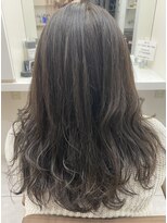 カットハウス ニューヨーク(CUT HOUSE NEW YORK) アディクシー×アッシュグレーカラー