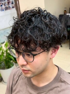 men's barber Trust〈理容室行徳店〉【メンズ バーバー トラスト】 ツイストスパイラルパーマ［メンズカット/フェード/行徳/市川］