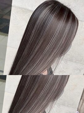 ライン(LYNE) 透明感/ハイライト/スモーキーカラー