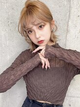 経験豊富なスタイリスト在籍【オシャレで流行りの髪型の実現】