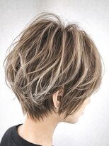アイズ(I's)&nbsp;くびれショート×ハイライト×マッシュ