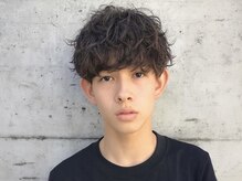 ローウェ バイ フィフス 立川メンズサロン(Louwe by fifth)の雰囲気（色気を引き出す絶妙なカールが人気のシャドウパーマ[men's/立川]）