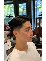 ルドローブラントオオサカ(LUDLOW BLUNT Osaka)&nbsp;【LUDLOW BLUNT】ツーブロック センターパート フェードカット