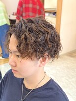 マキシム ナカイ(MAXIM NAKAI)&nbsp;メンズショートツーブロ刈り上げツイストスパイラル波巻きパーマ