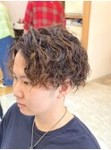 メンズショートツーブロ刈り上げツイストスパイラル波巻きパーマ