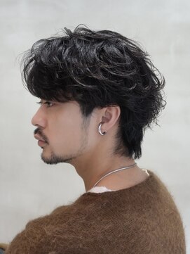 バイフィフス 原宿/表参道(by fifth) シャドウパーマルーズパーマセンターパートツーブロック刈り上げ
