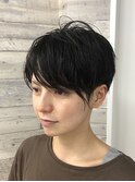 束感ショートヘア