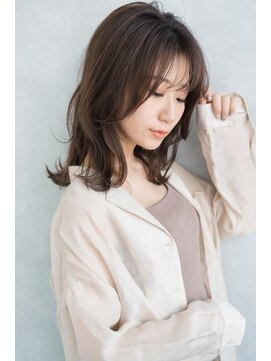 エスドットブルーム(S.BROOM) 【S.BROOM　なんば】韓国風くびれミディアムレイヤースタイル