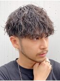 刈り上げマッシュショートツイストスパイラルパーマツーブロック