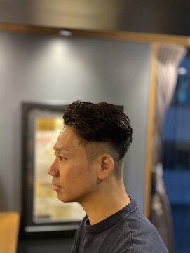 銀座 シノ 本店(shino) 【銀座理容室】ビジネスフェードスタイル