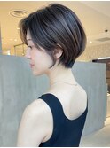 美人ショート_ハッシュカットフルバングレッドブラウン_ba477581