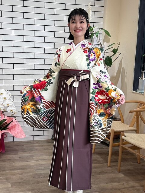 着付け成人式卒業式袴　振袖　和服お任せください！ヘアセット