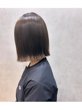 カプロアシヤ(Capullo.Ashiya) アッシュグレーボブ