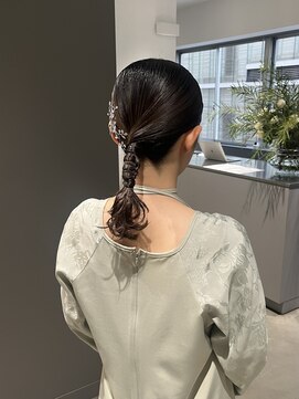 エイゾー 銀座(EIZO) タイトポニー