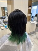 軽めなウルフレイヤーカット
