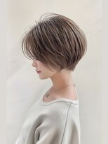 クラン 岡本(Chlan)&nbsp;丸みフォルムの美シルエット×ハイライトショート