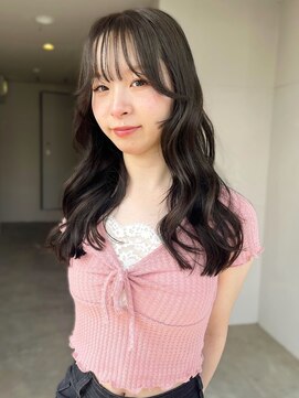 イロウ 天神大名店(IROW) ウェーブ 韓国ヘア 顔周りカット グレージュ 透明感