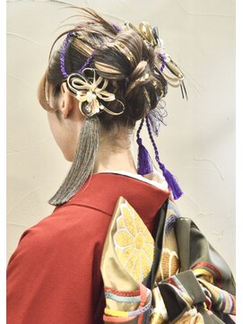 ヘアカフェ コトノハ(hair cafe Kotonoha) 【コトノハ】タッセル×リボンアレンジ×２トーン　二十歳の集い