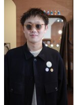 エディ(Edy)&nbsp;スパイキーショート刈り上げニュアンスパーマメンズ眉毛カット