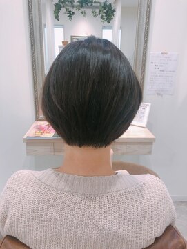 アドラーブル 長岡リップス旭岡店(adorable) 20代30代40代★スタイリング簡単♪小顔見せ☆丸みショート