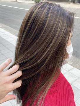 マーシュアトレ(marshu atre) 【marshu atre 辰己Style】ハイライト×グレージュ