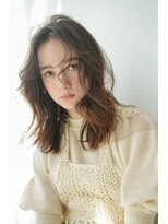 シア(SHEA gakugeidaigaku)&nbsp;ふんわりミディアム/ウェーブヘア/レイヤーカット/30代40代50代