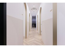 【ROW吉祥寺】オトナ女性から【圧倒的支持】を誇る人気サロン*全席半個室空間で最高のサロンタイムを*