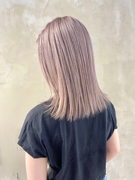 ゲーム 渋谷店(GAME) ダブルカラーケアブリーチミルクティーベージュカラー韓国ボブ