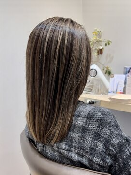 コノアラボ 守谷店(Conoah labo) 白髪/イメチェン/ホワイトブロンド/外ハネボブ/美髪/守谷